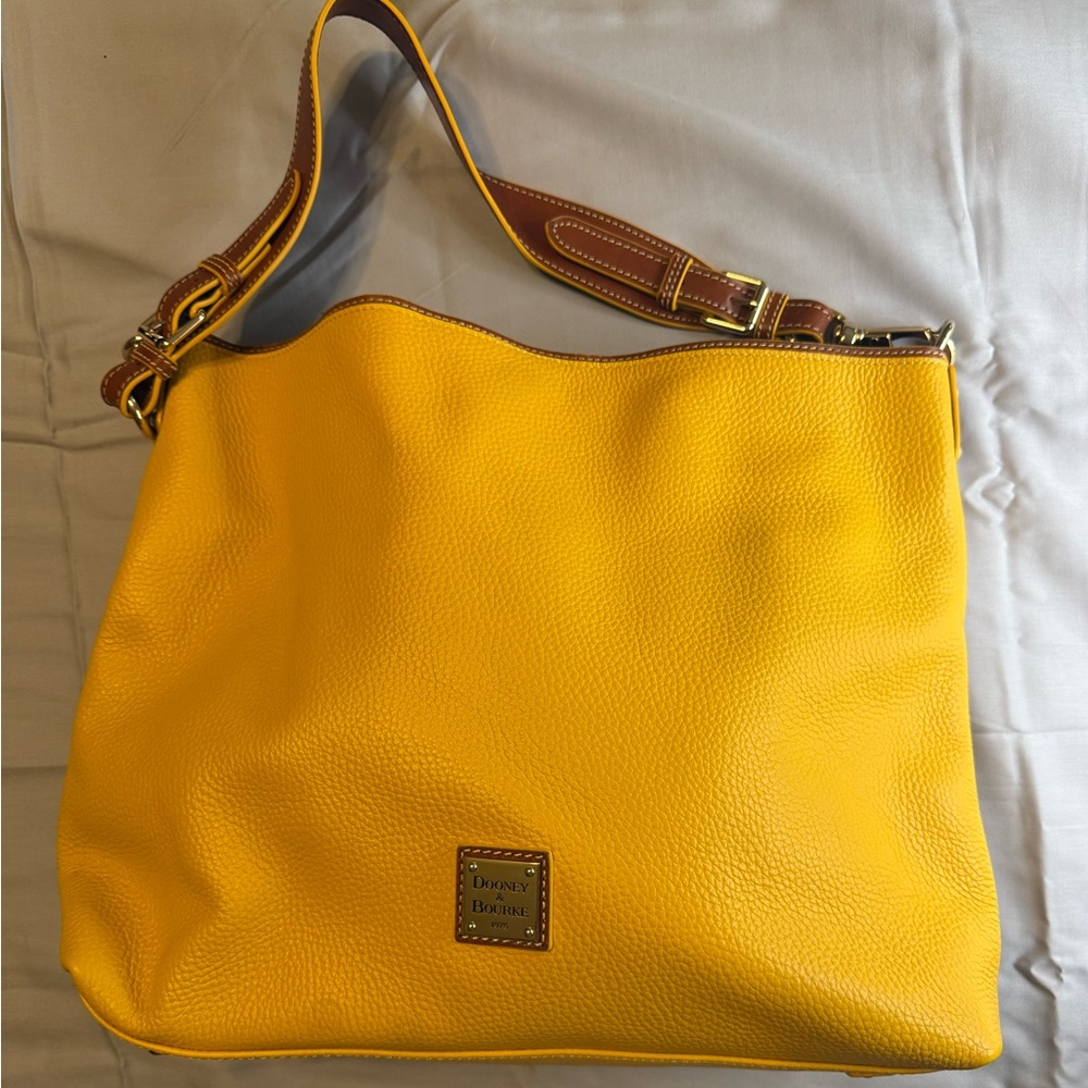 DOONEY & BOURKE EXTRA LARGE PEBBLE LEATHER COURTNEY SAC TOTE BAG